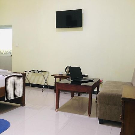 The Max Villa Негомбо Екстериор снимка